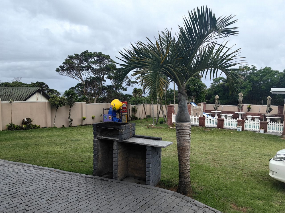 Capuchin Cove Chalets